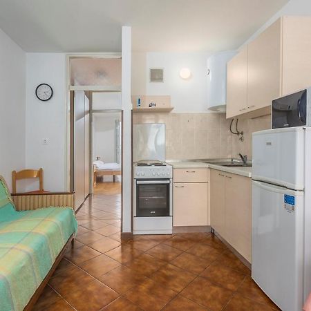 Peskera Apartments Tomicic Porec Bagian luar foto