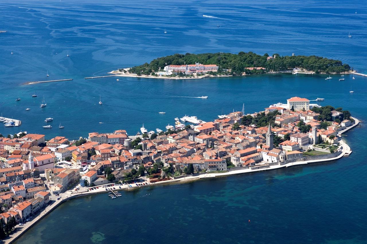 Peskera Apartments Tomicic Porec Bagian luar foto